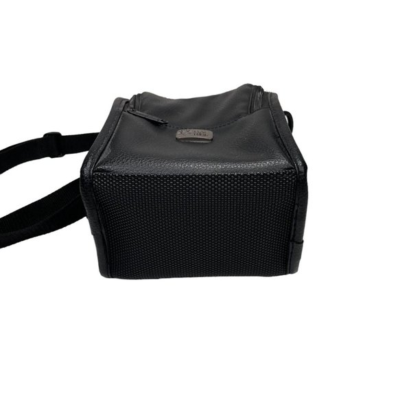 Case Logic Camera Bag Black Shoulder Strap W/ Pockets- EUC - Picture 3 of 10